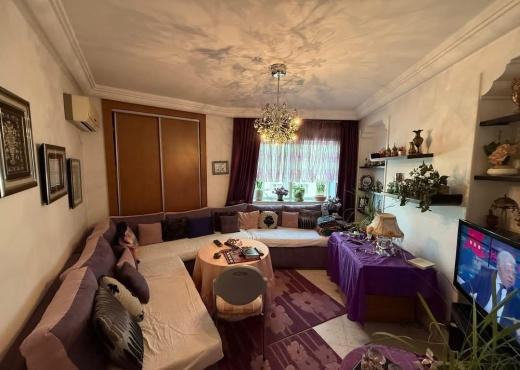 📍 ENNASER 1 : APPARTEMENT S+3 A V