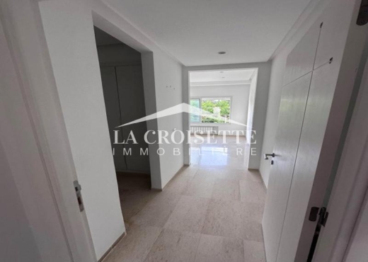 Appartement s+2 à La Soukra ZAL161