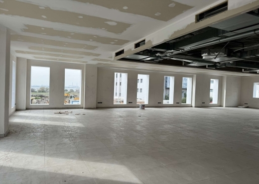 Immeuble bureautique neuf 3200 m² au lac 3 kram