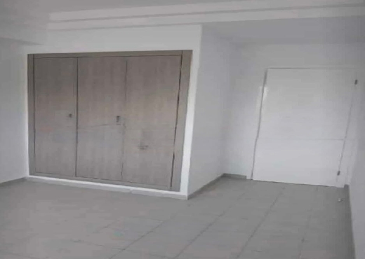 ENNKHILETE: APPARTEMENT S+1   A LO