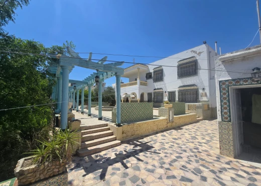 maison À Vendre à SOUSSE - À VENDRE Magnifique Villa 4000 m² - Immobiliere.tn - Photo 8