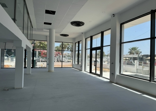 Immeuble neuf 2150 m² ths au lac 3 kram