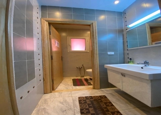 A LOUER ÉTAGE NEUF MEUBLE A SFAX