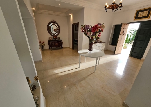 KALAATE ANDALOUS - BORJ  YOUNES , ARIANA : UNE VIL