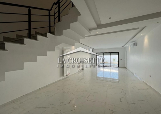 Villa s4 avec piscine à La Soukra