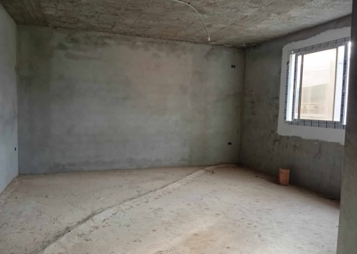 🏡 Maison 3 étages à Ras Jebel