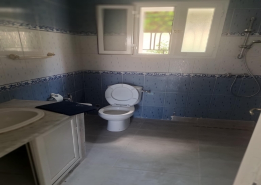 À Louer: Étage de Villa S+2 au RDC