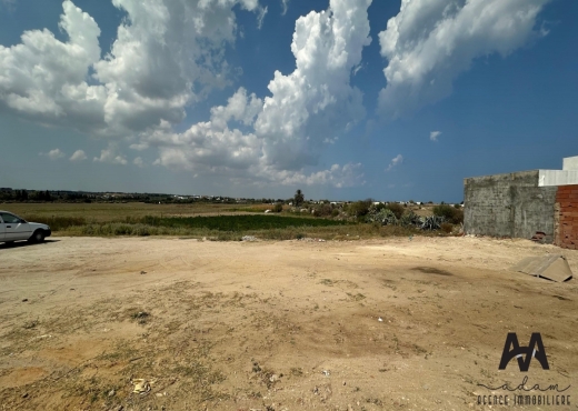 terrain de 433m² à el maamoura