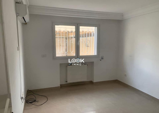 À Vendre Duplex S+4 avec Piscine