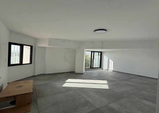 📍EL MENZAH 7 : TROIS BUREAU H+2 JAMAIS UTLISE A L