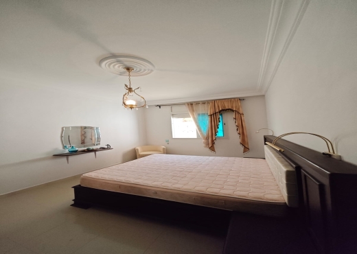 maison sur deux niveaux