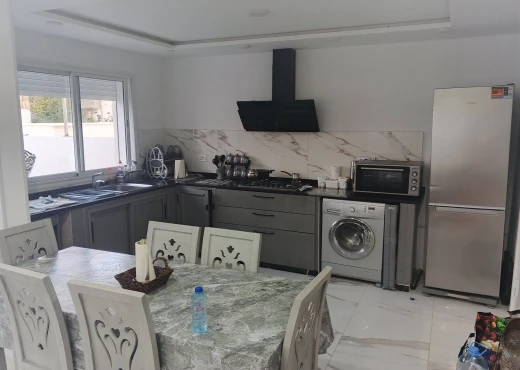 villa À Louer à NABEUL - 𝐋𝐨𝐜𝐚𝐭𝐢𝐨𝐧 𝐞𝐬𝐭𝐢𝐯𝐚𝐥𝐞 à Dar Allouche - Immobiliere.tn - Photo 5