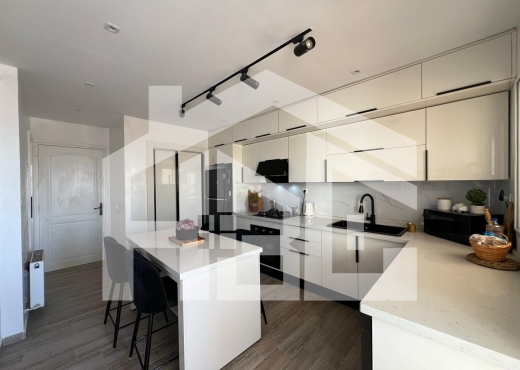 A vendre s+3 de 155 m² à Ennasr1