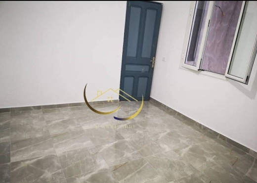 A VENDRE UN APPARTEMENT S+3 AU CENTRE VILLE