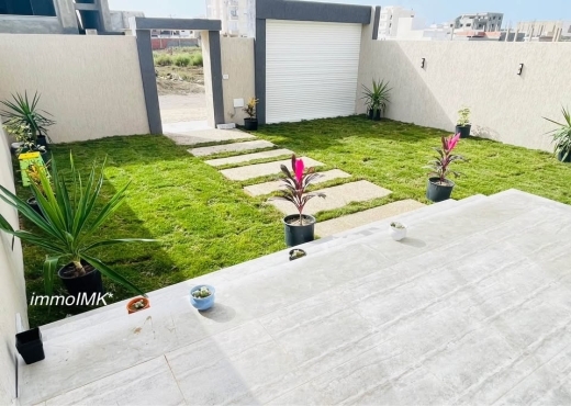 A vendre villa indépendante S+3 à Kelibia