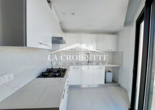 S3 aves terrasse à La MarsaMAL1998