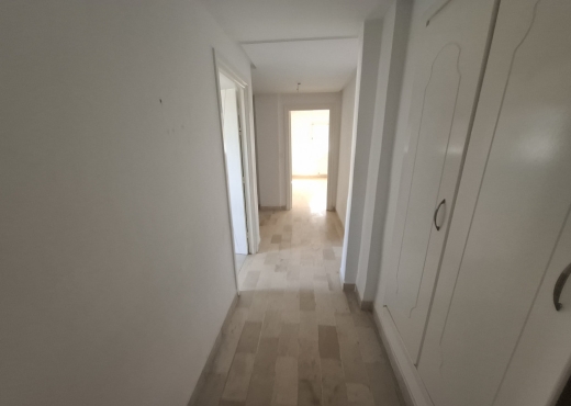 À vendre : Appartement S+3 spacieu