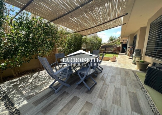 S3 avec piscine à La MarsaZTRL0072