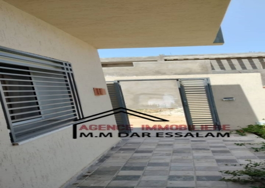 maison indépendante près de la mer