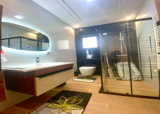 A vendre Villa S+3 rte Bouzayene Sfax