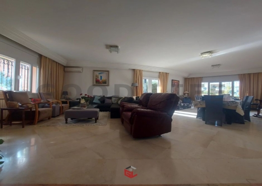 maison À Vendre à ARIANA - Vente villa à Ennasr - Immobiliere.tn