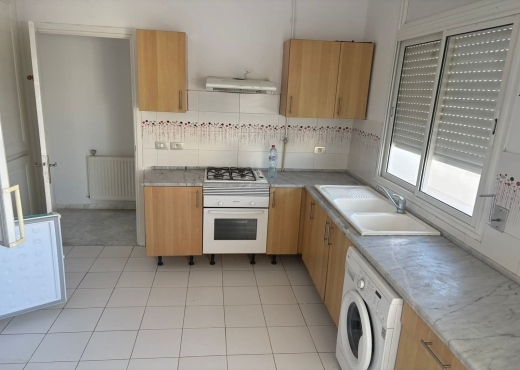 Appartement À Louer à TUNIS - A louer Appart S+4 à L'Aouina - Immobiliere.tn