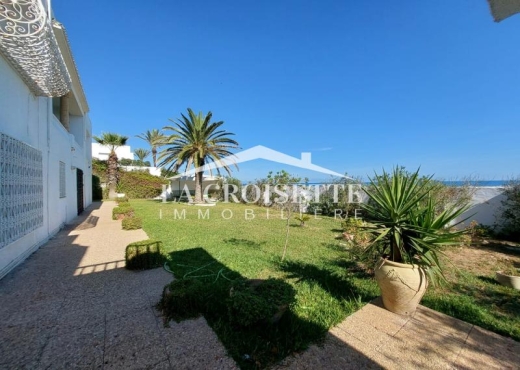 Duplex s1 meublé à La Marsa