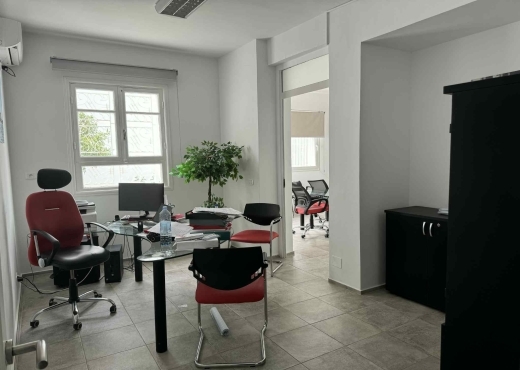 Coquette villa bureautique à Menzah 6