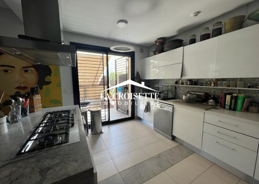 S3 avec piscine à La MarsaZTRL0072