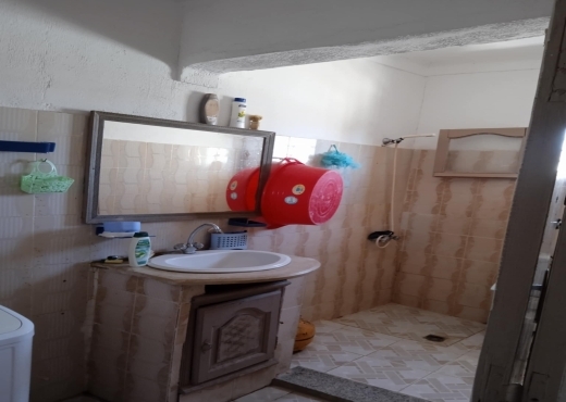 A vendre deux etages a bareket essahel