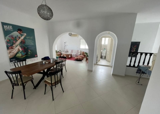 A VENDRE SUPERBE VILLA MENZAH 5