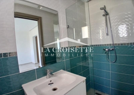 s3 à La Soukra ZAL1673