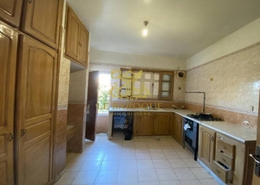 À Louer : Spacieux appart S+4 à Carthage Yasmina