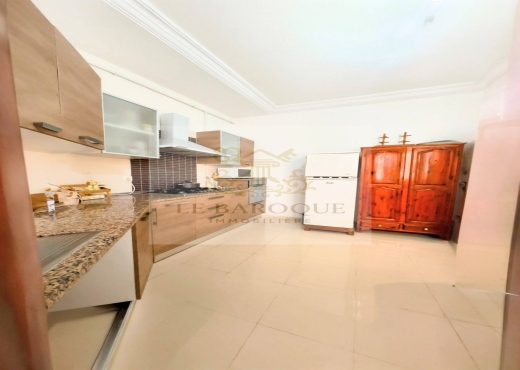 À Vendre – Appartement S+2 avec terrasse au Kram