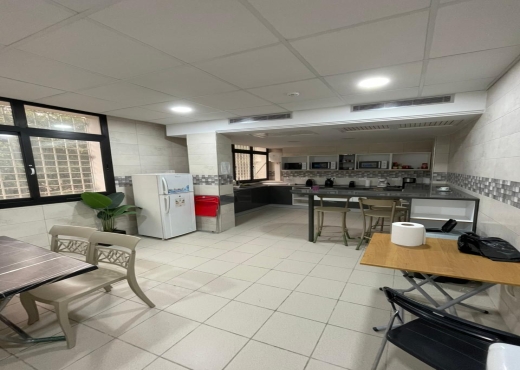 Bureau en 520m² à louer au CUN