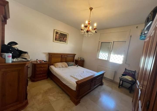 A vendre Villa avec piscine Soukra