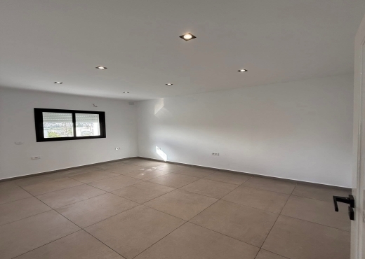 📍EL MENZAH 7 : TROIS BUREAU H+2 JAMAIS UTLISE A L