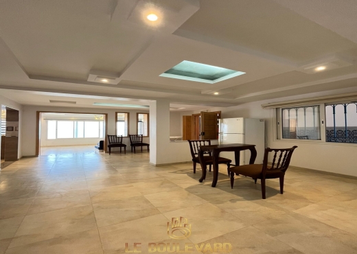 A vendre villa pied dans l'eau