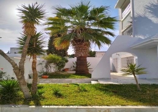 SUPERBE VILLA S+6 A VENDRE MANAR