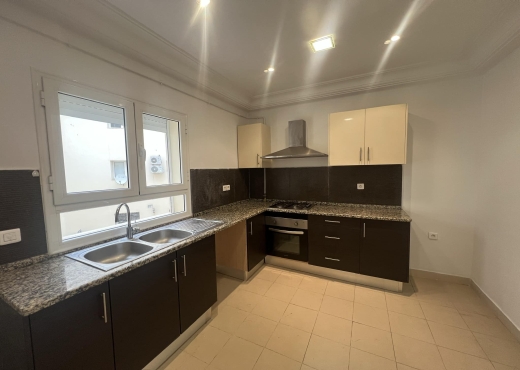 A Vendre Appartement S+2 LAC