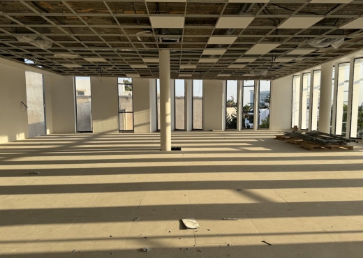 Super bureau 1350 m² à Notre Dame