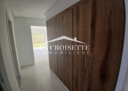Appartement s+3 vue sur mer à Gammarth zal1590