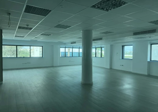 bureau À Louer à TUNIS - Super bureau hall plus5  au lac 3 - Immobiliere.tn - Photo 5