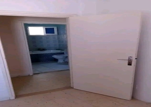 A VENDRE - APPARTEMENT