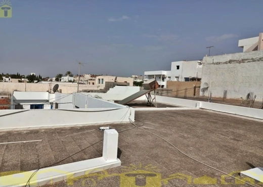 villa À Vendre à NABEUL - Villa avec 2 appartements à vendre à Hammamet - Immobiliere.tn - Photo 11