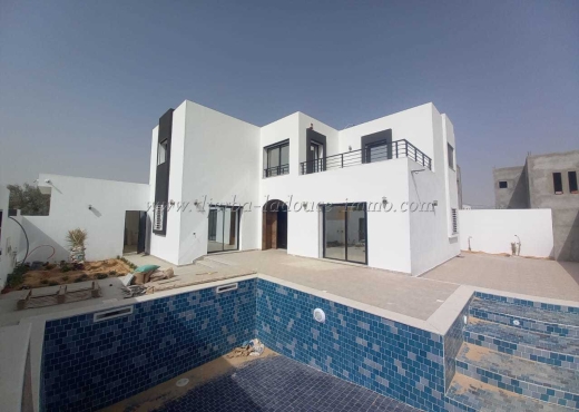 À VENDRE : Magnifique Villa titrée