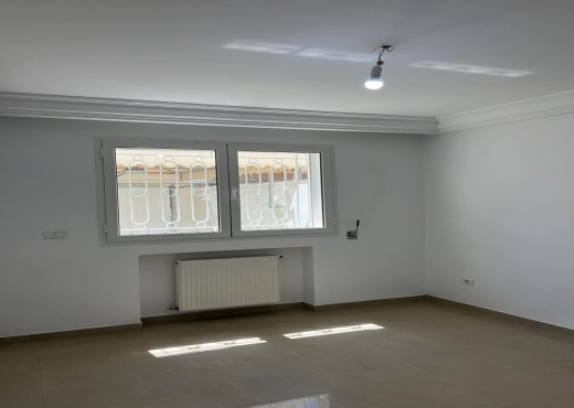 A VENDRE VILLA S+4 LA A SOUKRA