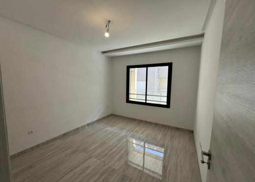 ENNASR 2  : APPARTEMENT S+1 A LOUE