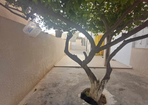 jolie villa à raoued