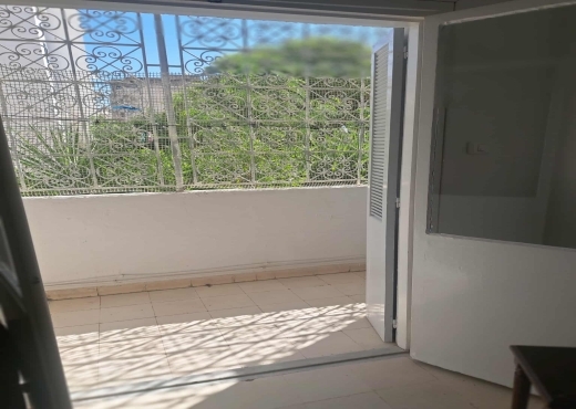 Vendre | Appartement S+3 RDC  – Ariana